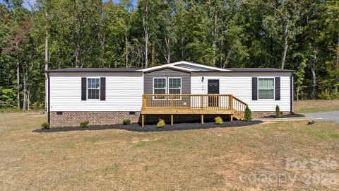 Photo of 166 Christophers Court, Lexington, NC 27295 (MLS # 4430875)