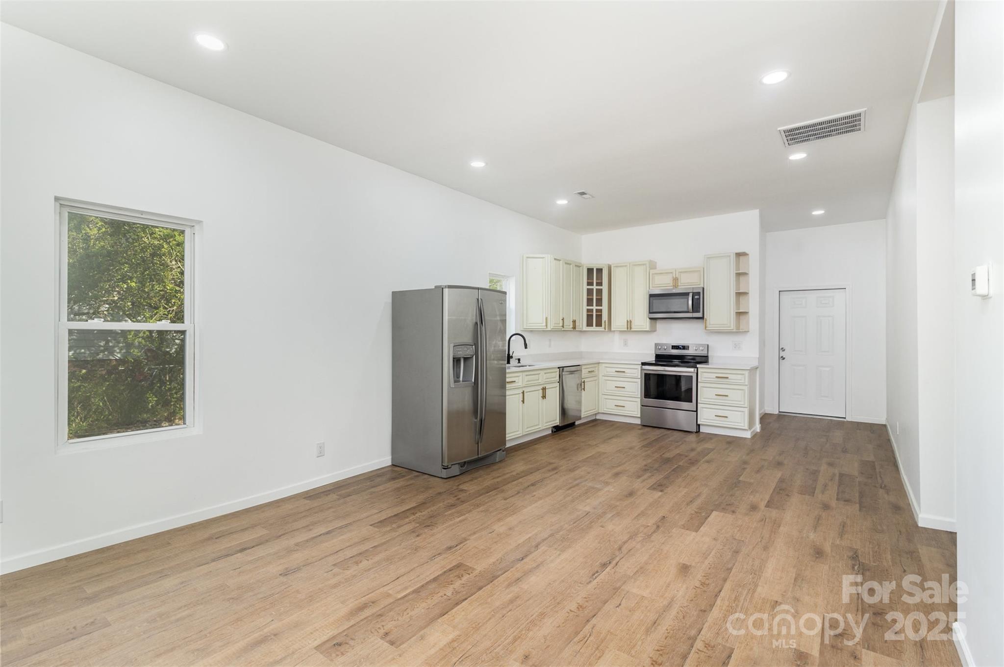 555 Pryor Street