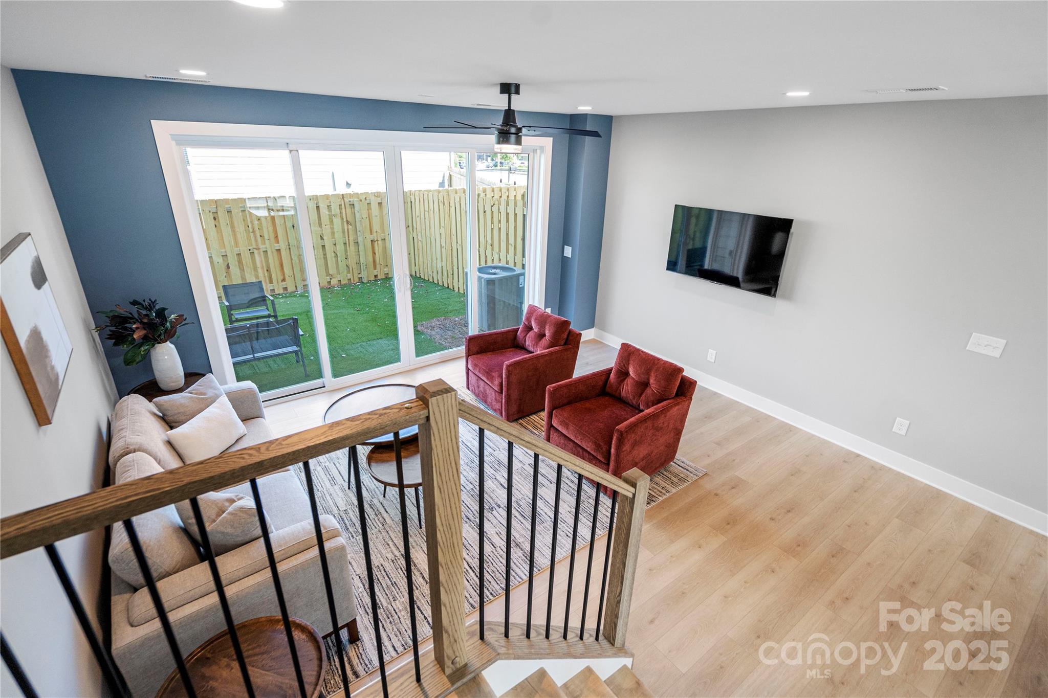 Charlotte, North Carolina 28217, United States, 3 Bedrooms Bedrooms, ,4 BathroomsBathrooms,Residential,Active,80032