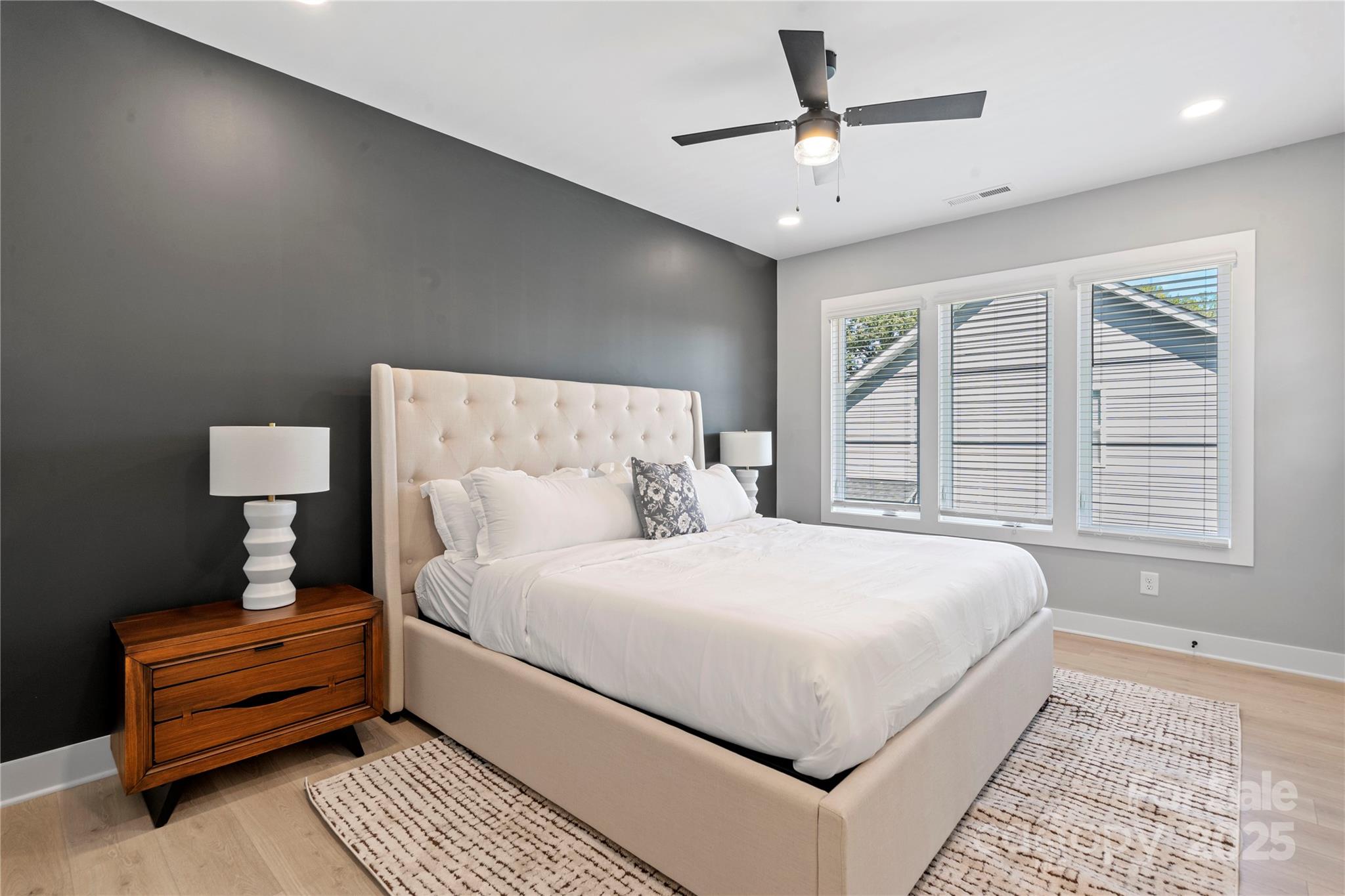 Charlotte, North Carolina 28217, United States, 3 Bedrooms Bedrooms, ,4 BathroomsBathrooms,Residential,Active,80032