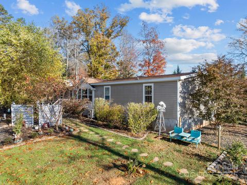 14 Harkins Lane Marshall NC 28753