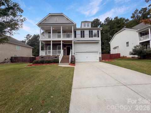 Photo of 330 Windy Pine Drive, Lake Wylie, SC 29710 (MLS # 4429449)