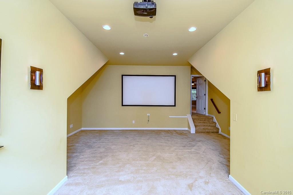 Lake Shore - Residential