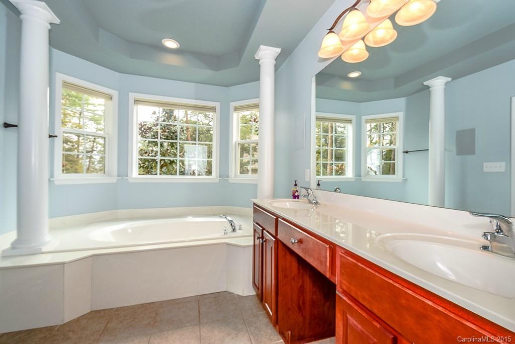 Lake Shore - Residential