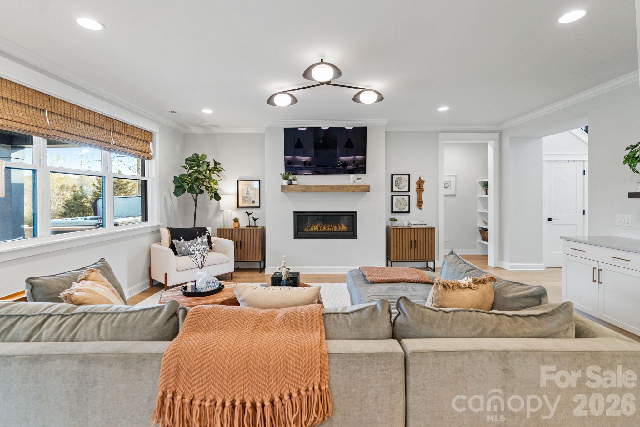 Amara Chase - Residential