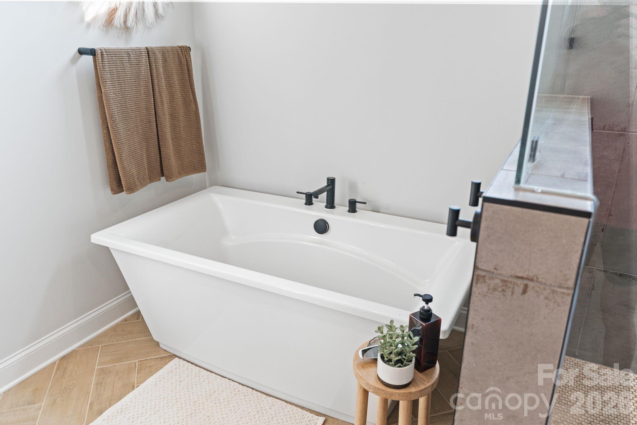 Amara Chase - Residential