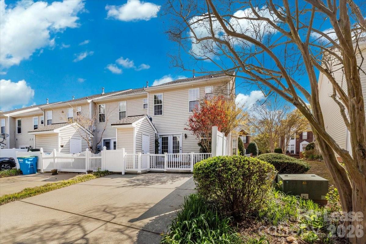 Alma Village - Residential Lease