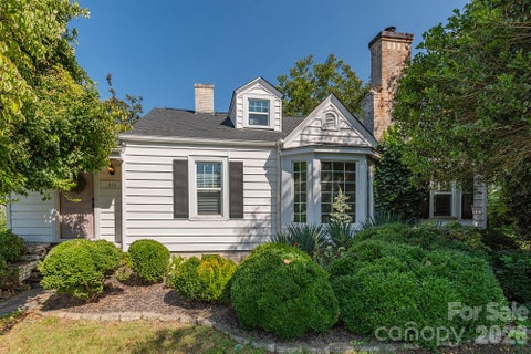 Photo of 403 Fairview Drive, Lexington, NC 27292 (MLS # 4420347)