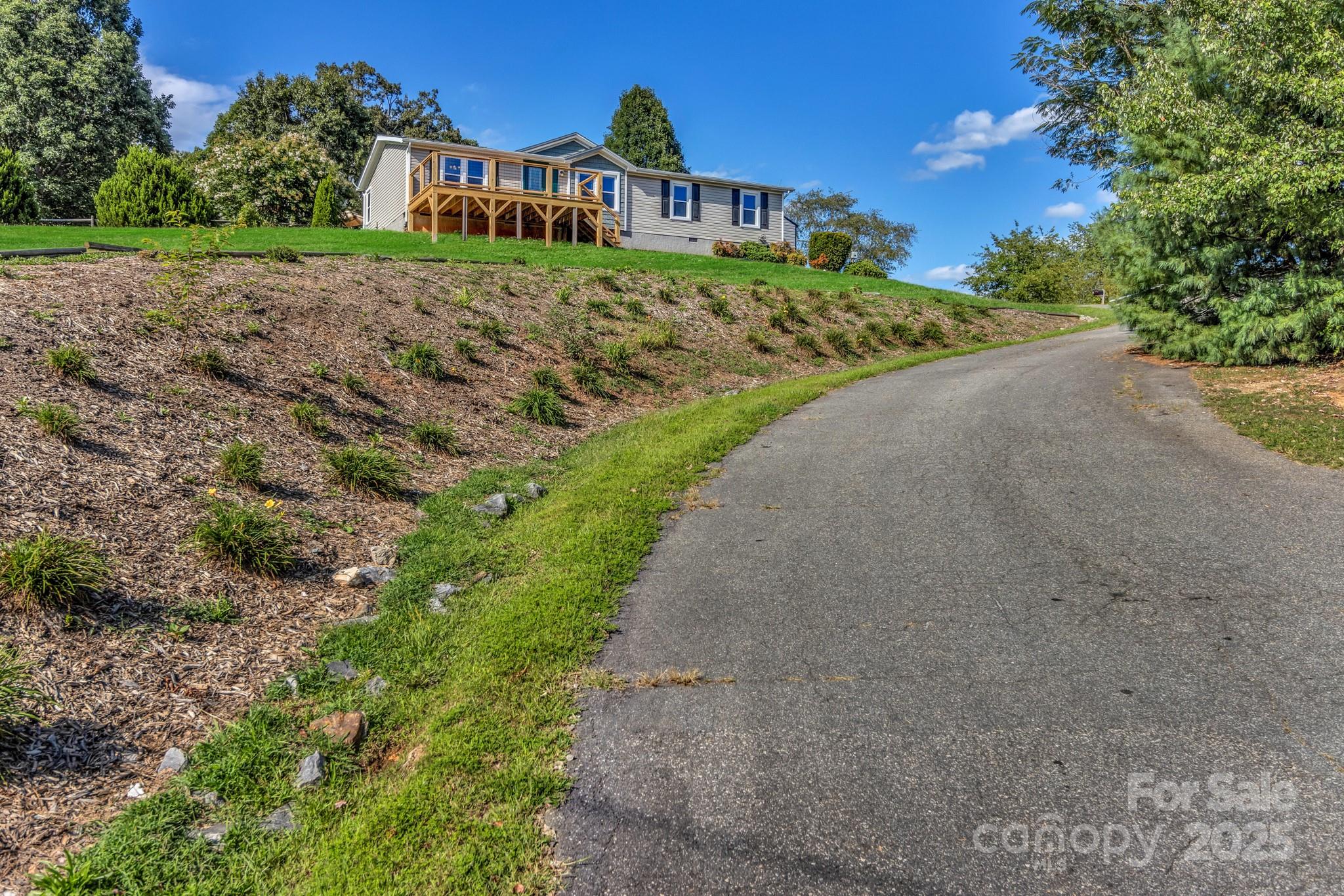 6 Sahalee Drive