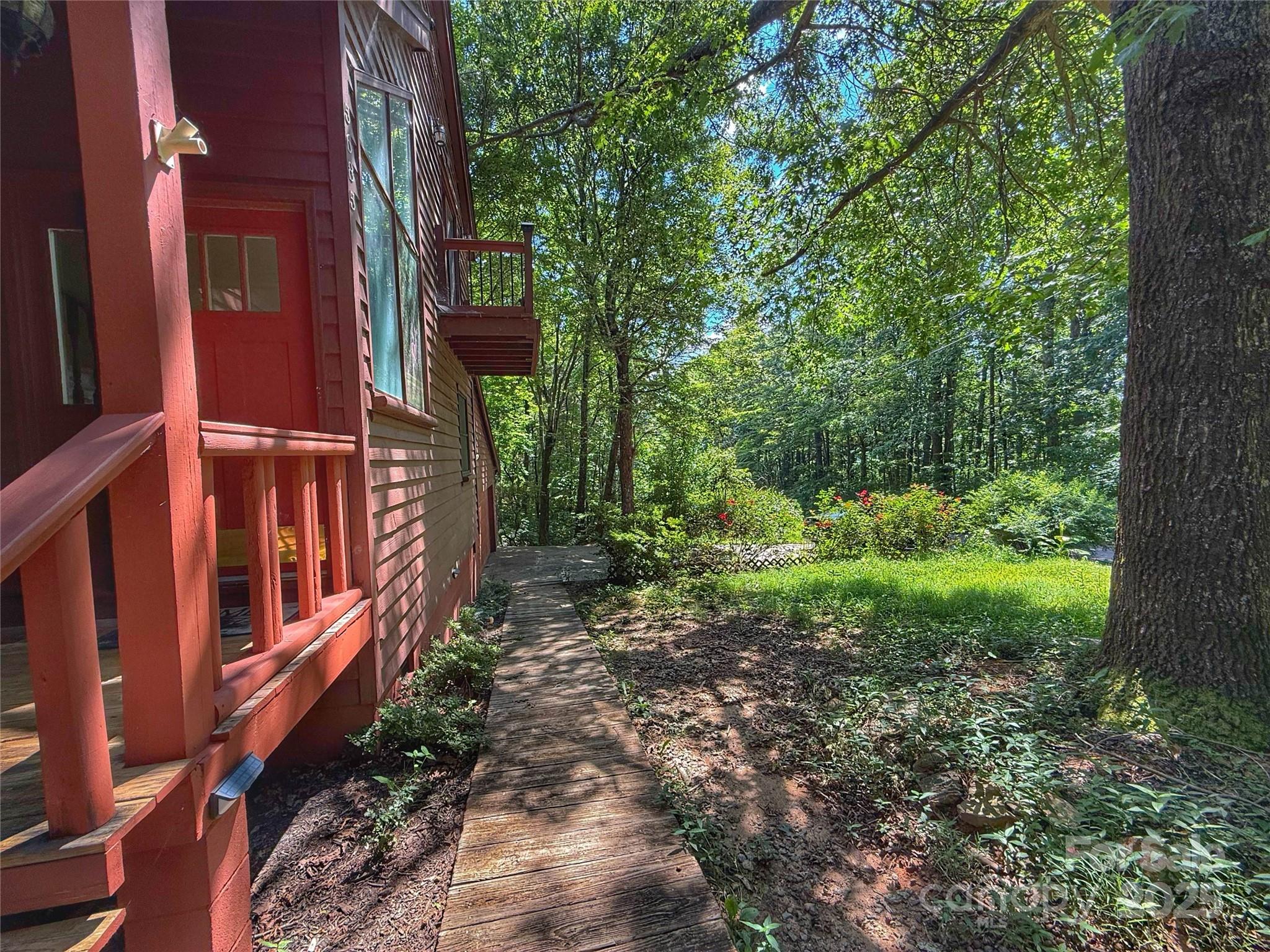 5685 Pine Ridge Drive