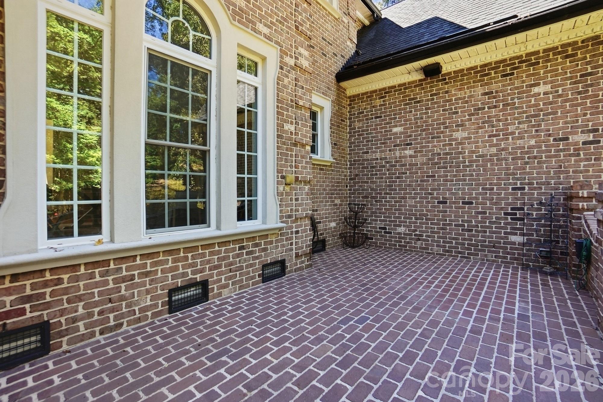 2930 Sweetgrass Lane