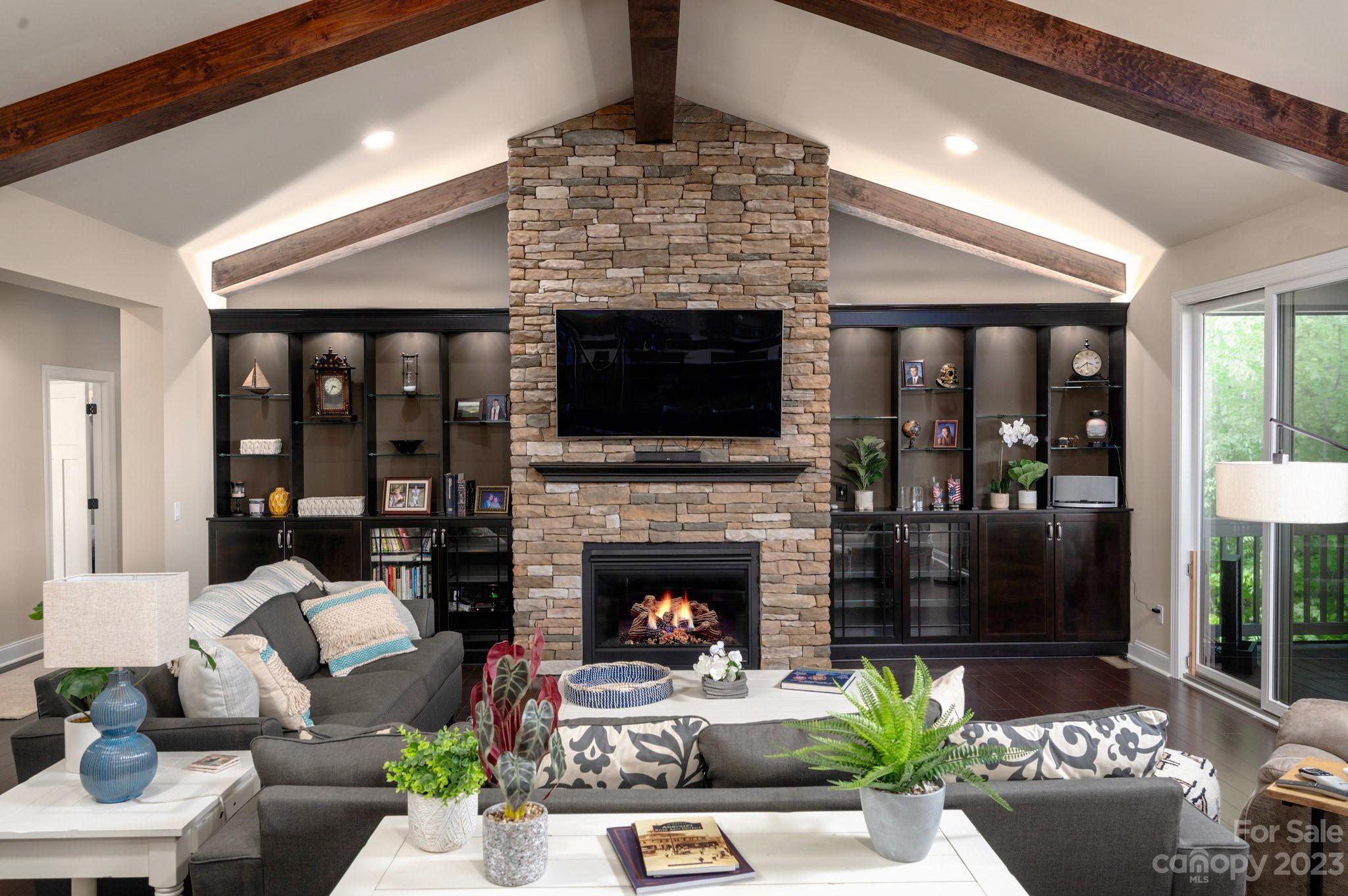 Poplar Ridge - Residential