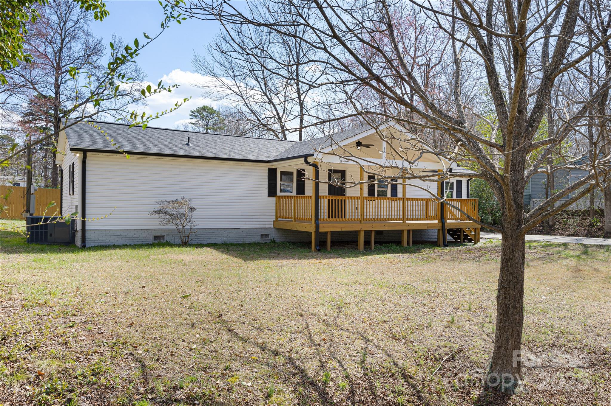 5015 Forestmont Drive