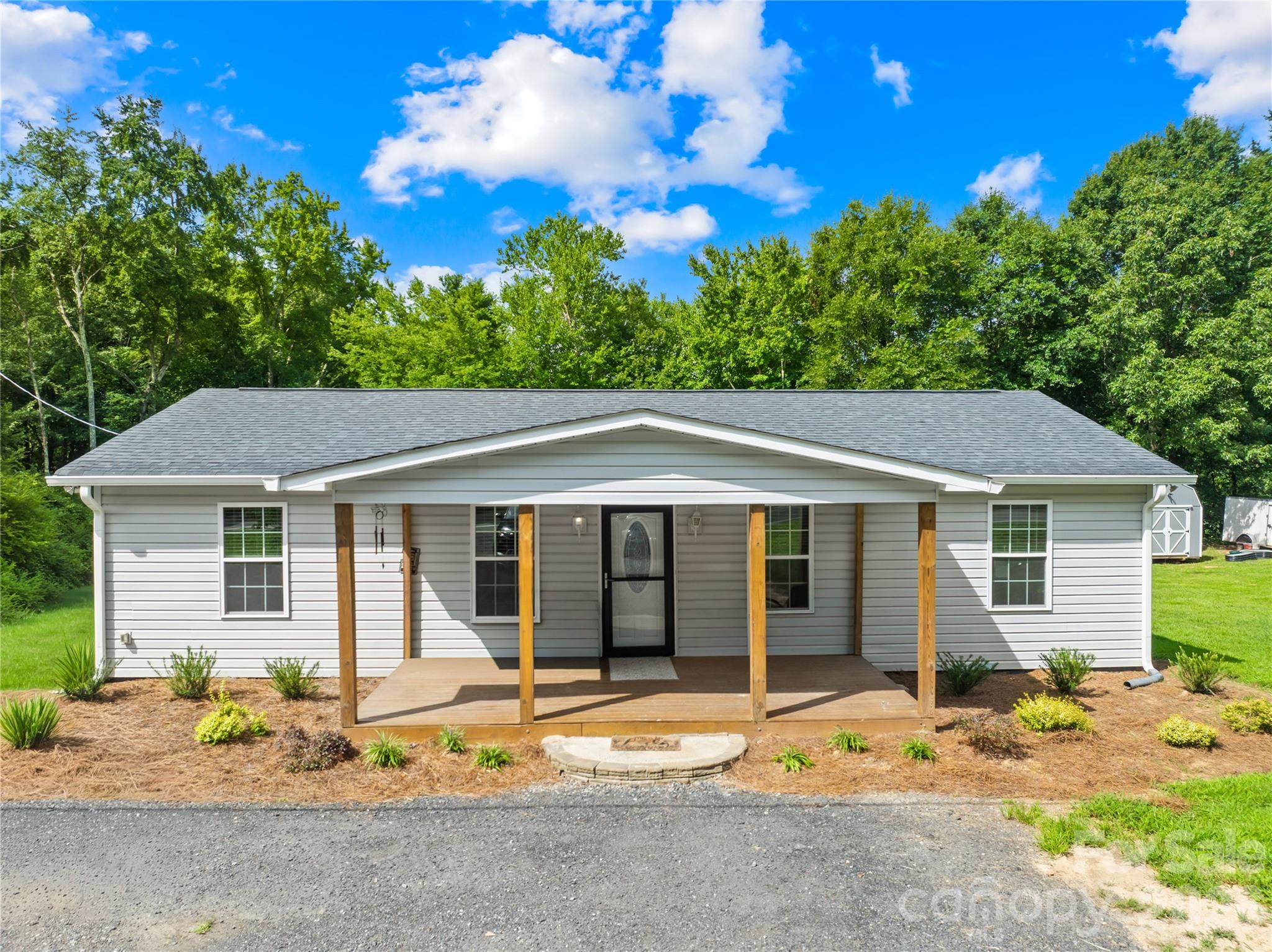 1029 Alexis High Shoals Road, Dallas, NC, 28034