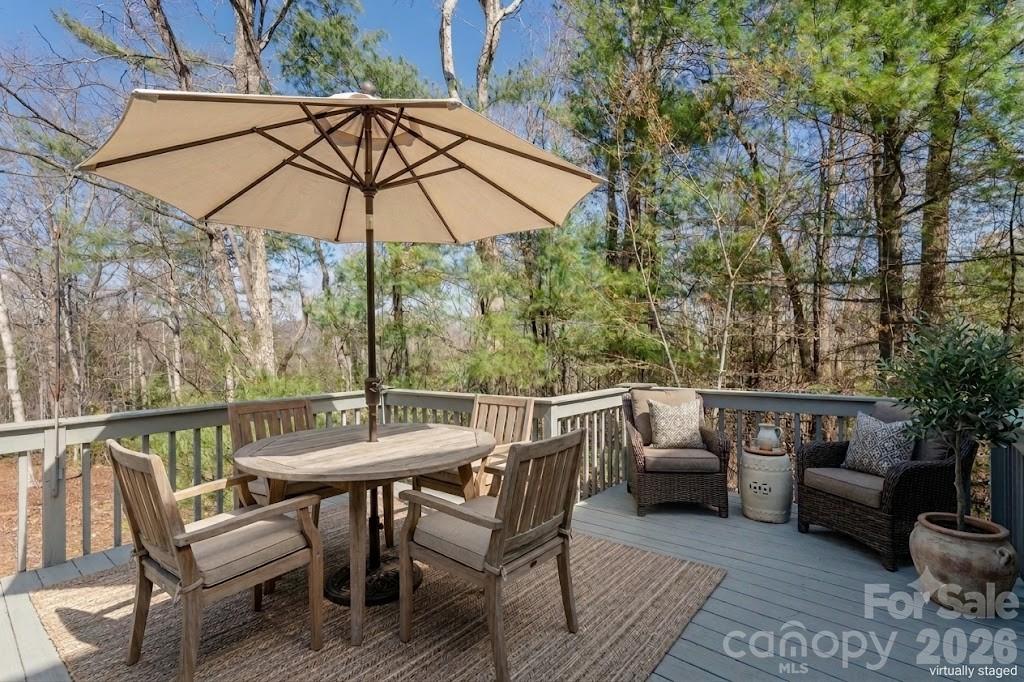 206 Black Oak Lane