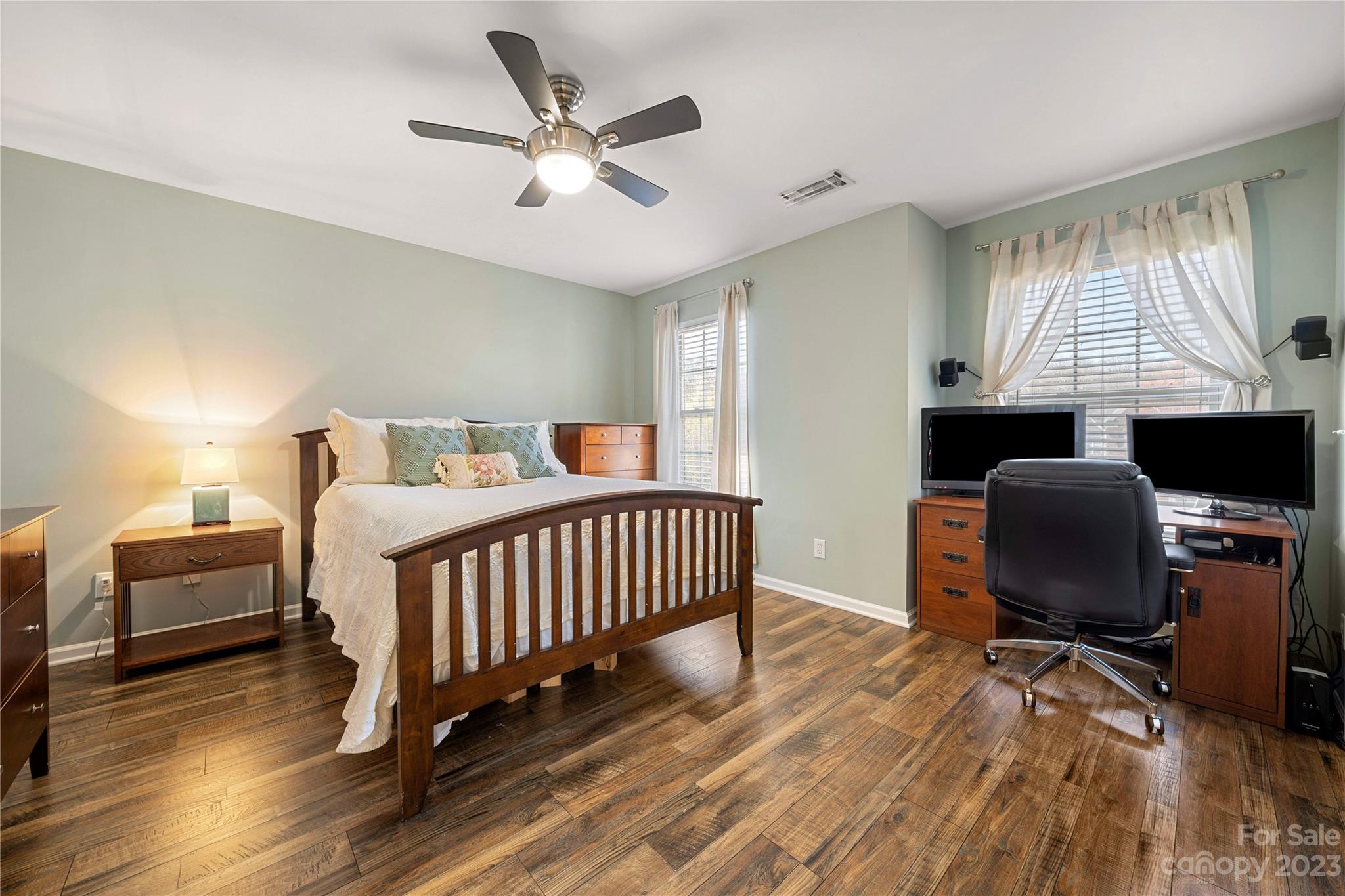 Chadwyck At Regent Park - Residential