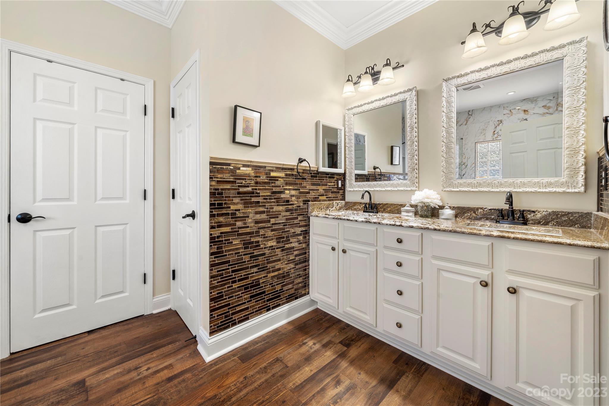 Chadwyck At Regent Park - Residential