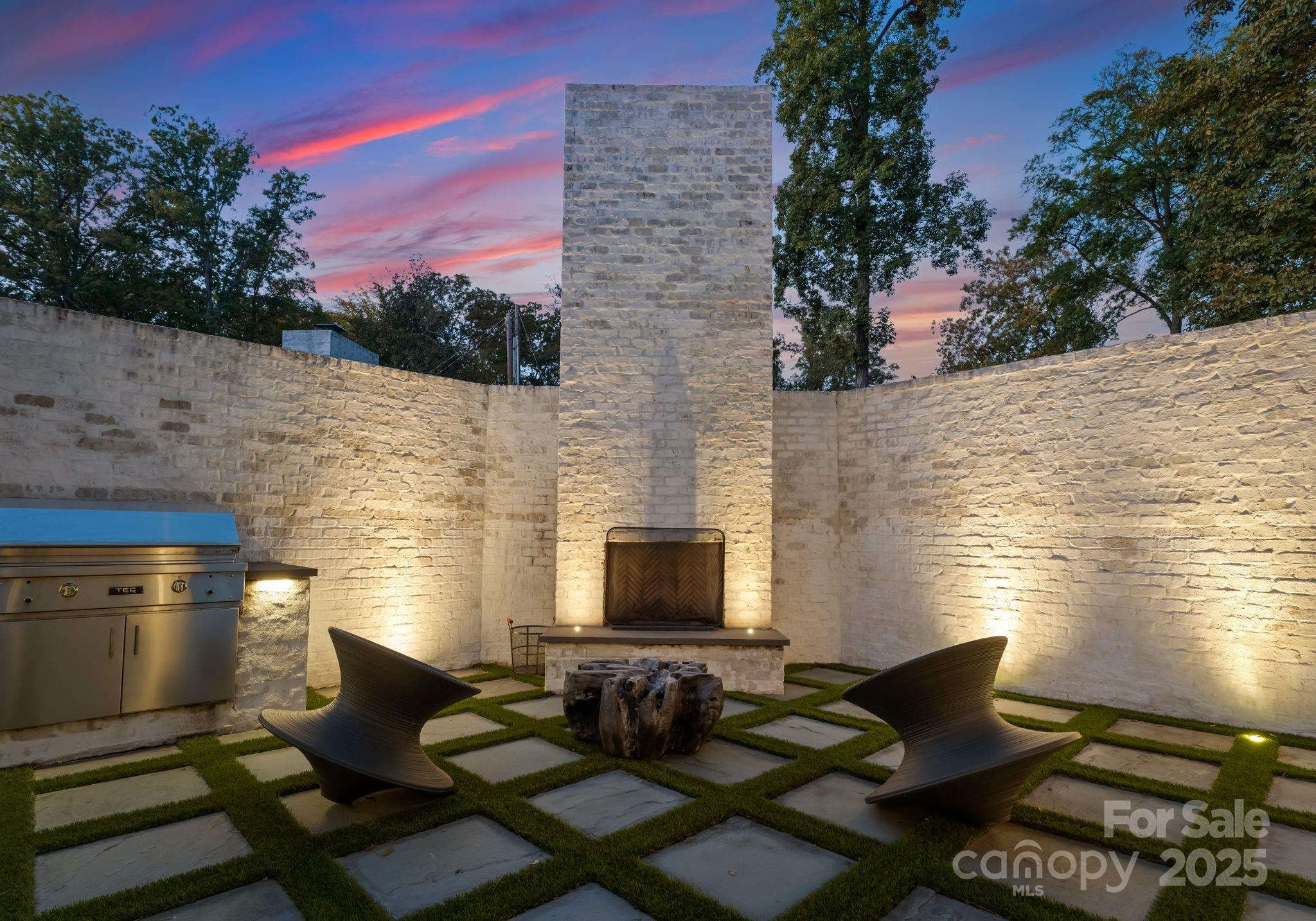 Kenwood Sharon Lane - Residential