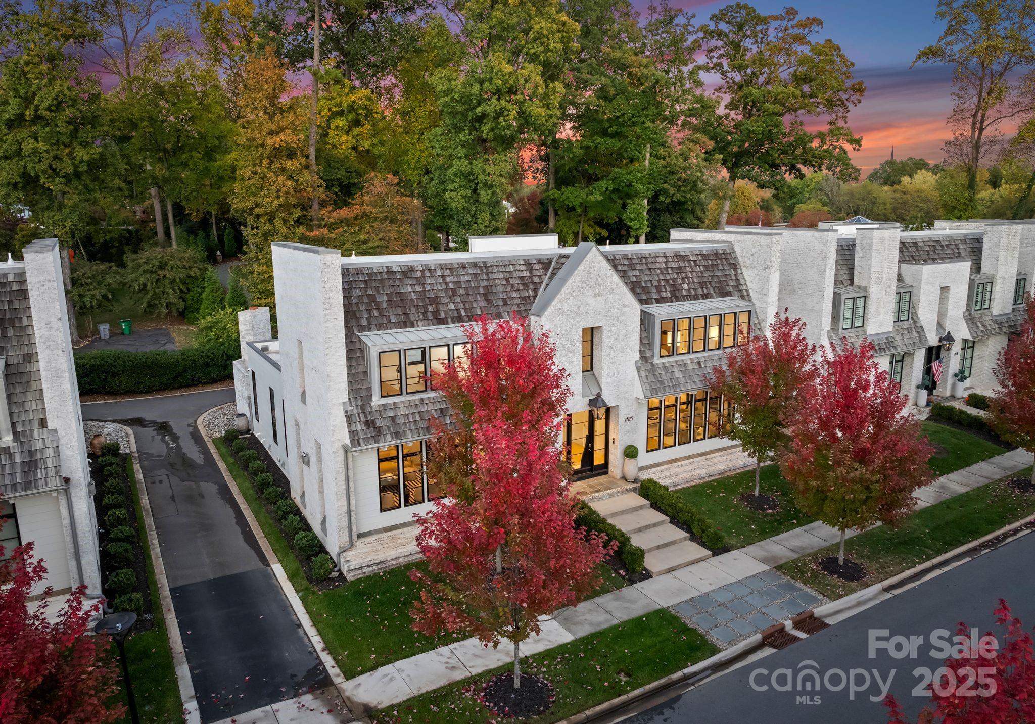 Kenwood Sharon Lane - Residential