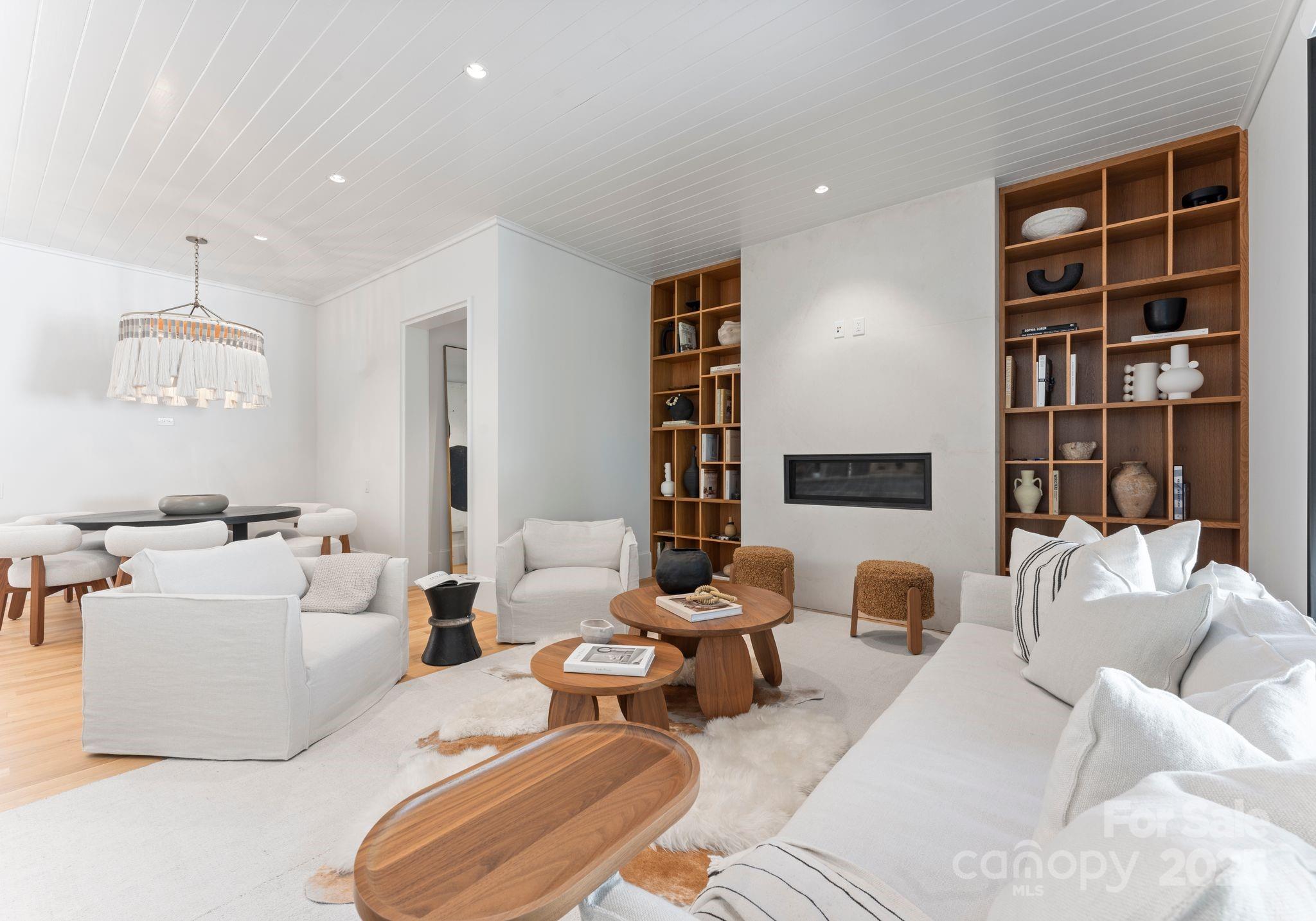 Kenwood Sharon Lane - Residential