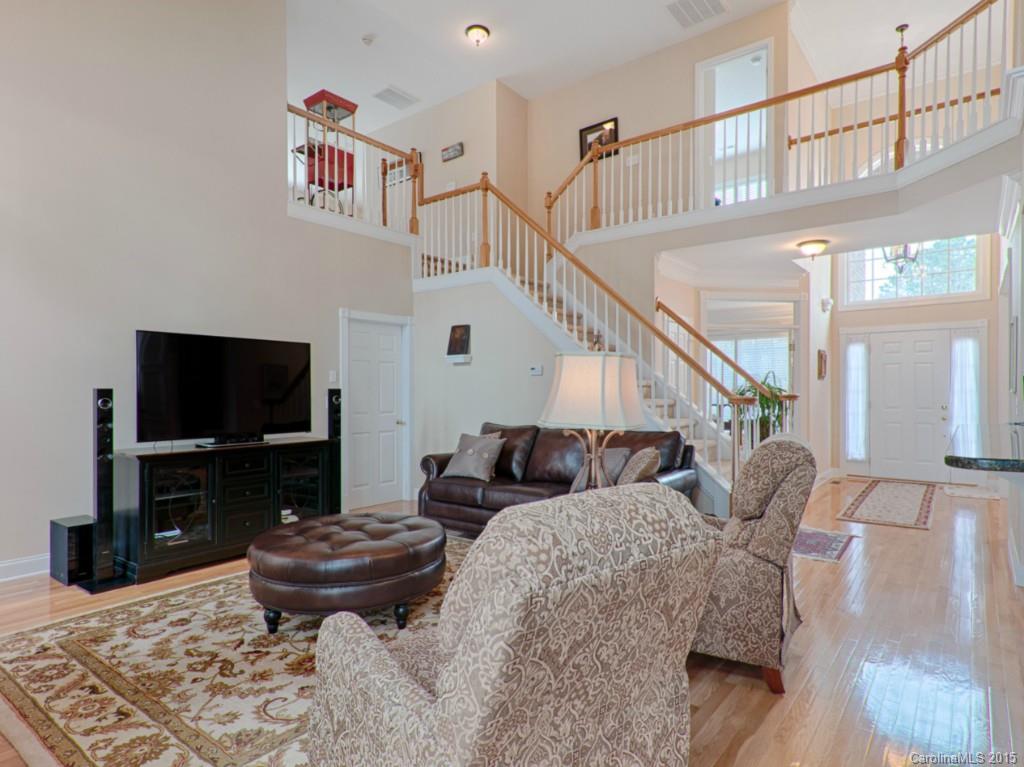 Lake Shore - Residential