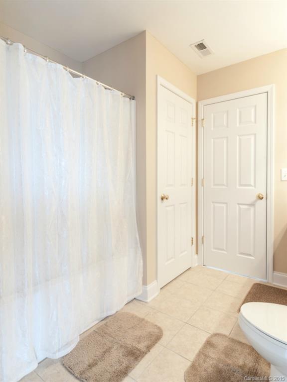 Lake Shore - Residential