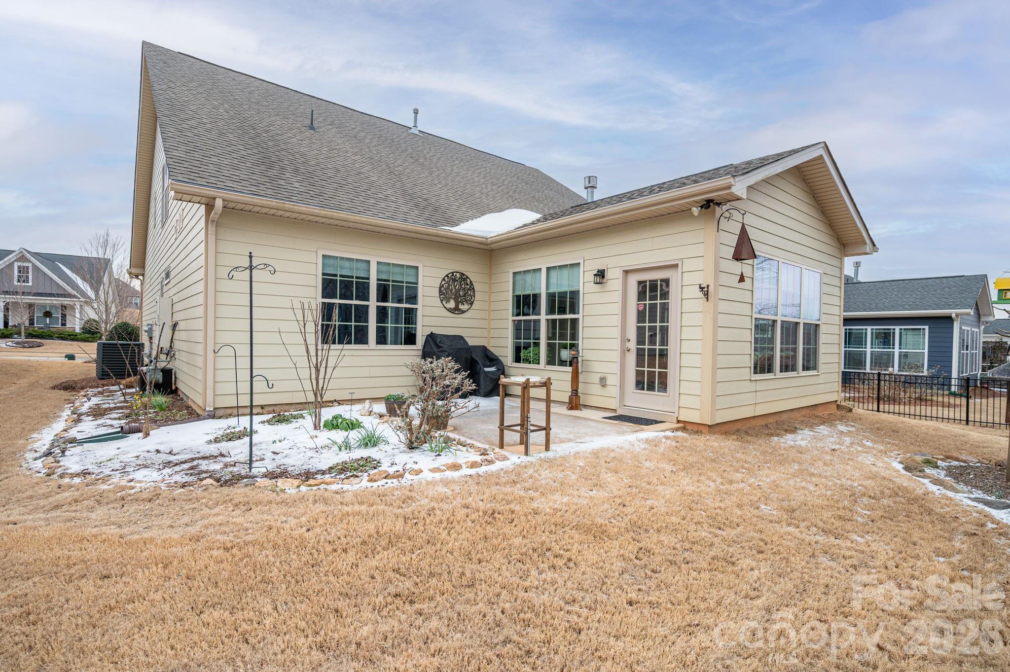 The Conservancy at McLean - Residential