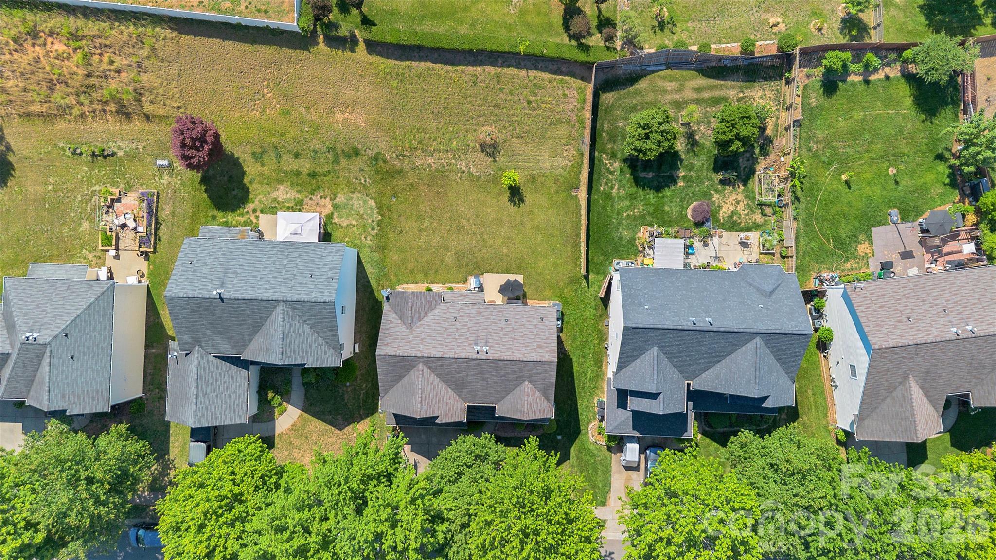 Old Stone Crossing - Residential