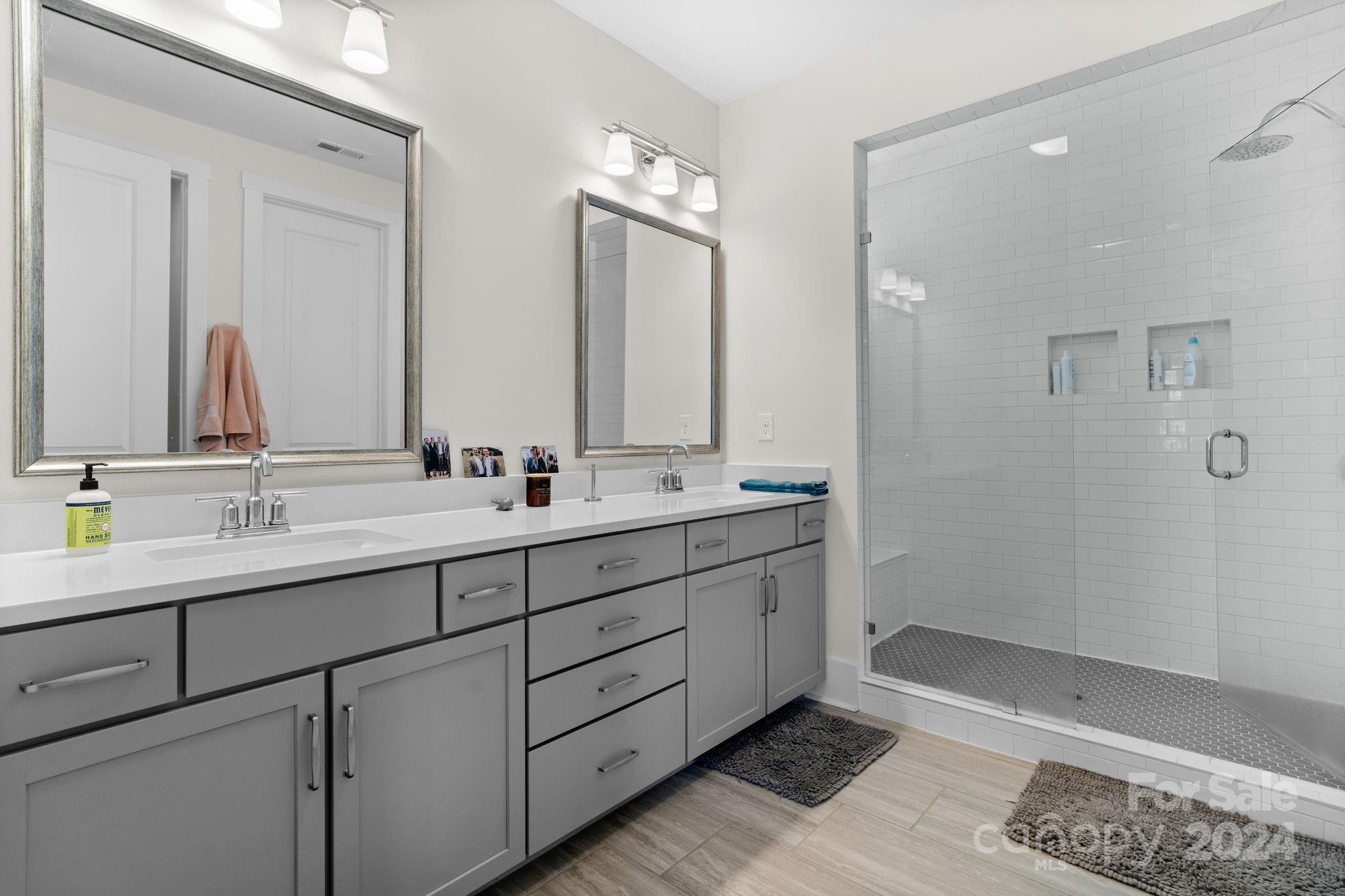 Riverwalk - Residential