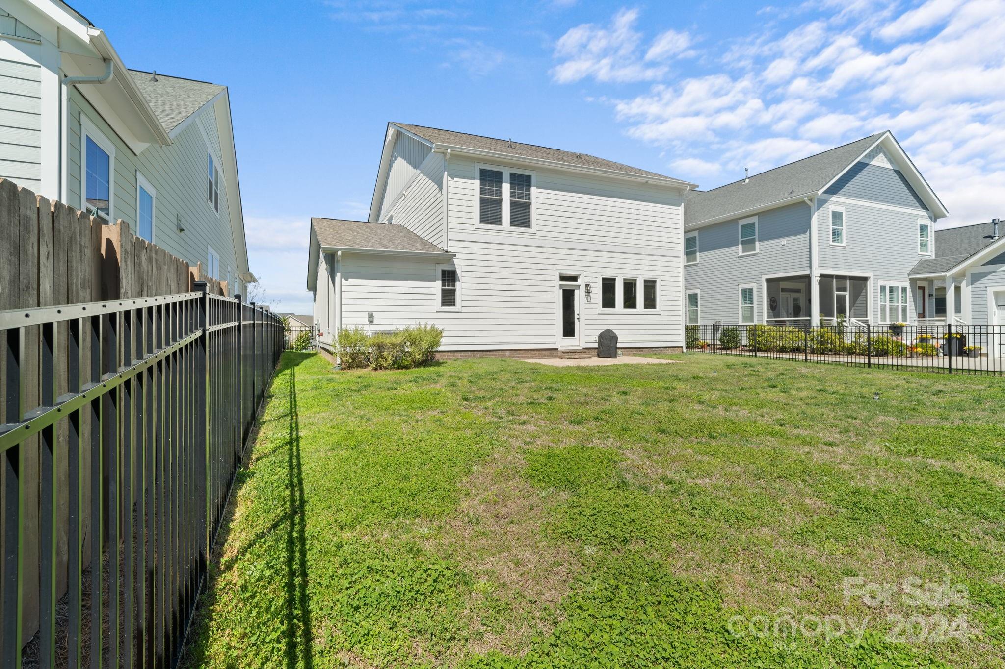 Riverwalk - Residential