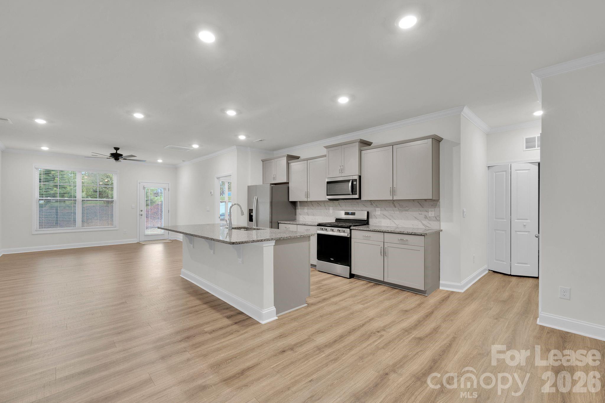 Blackstone Bay - Residential Lease