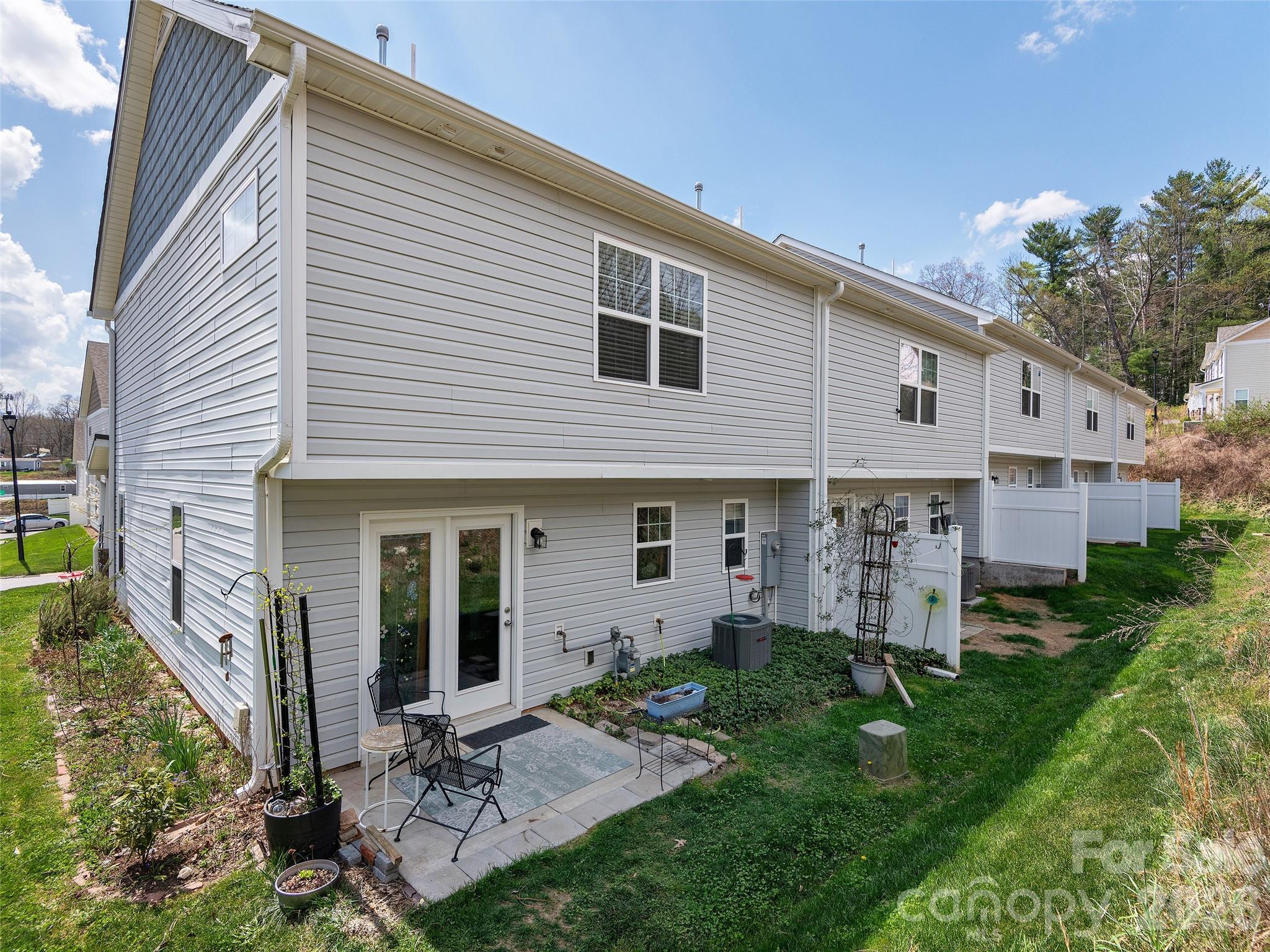 Liberty Oaks - Residential