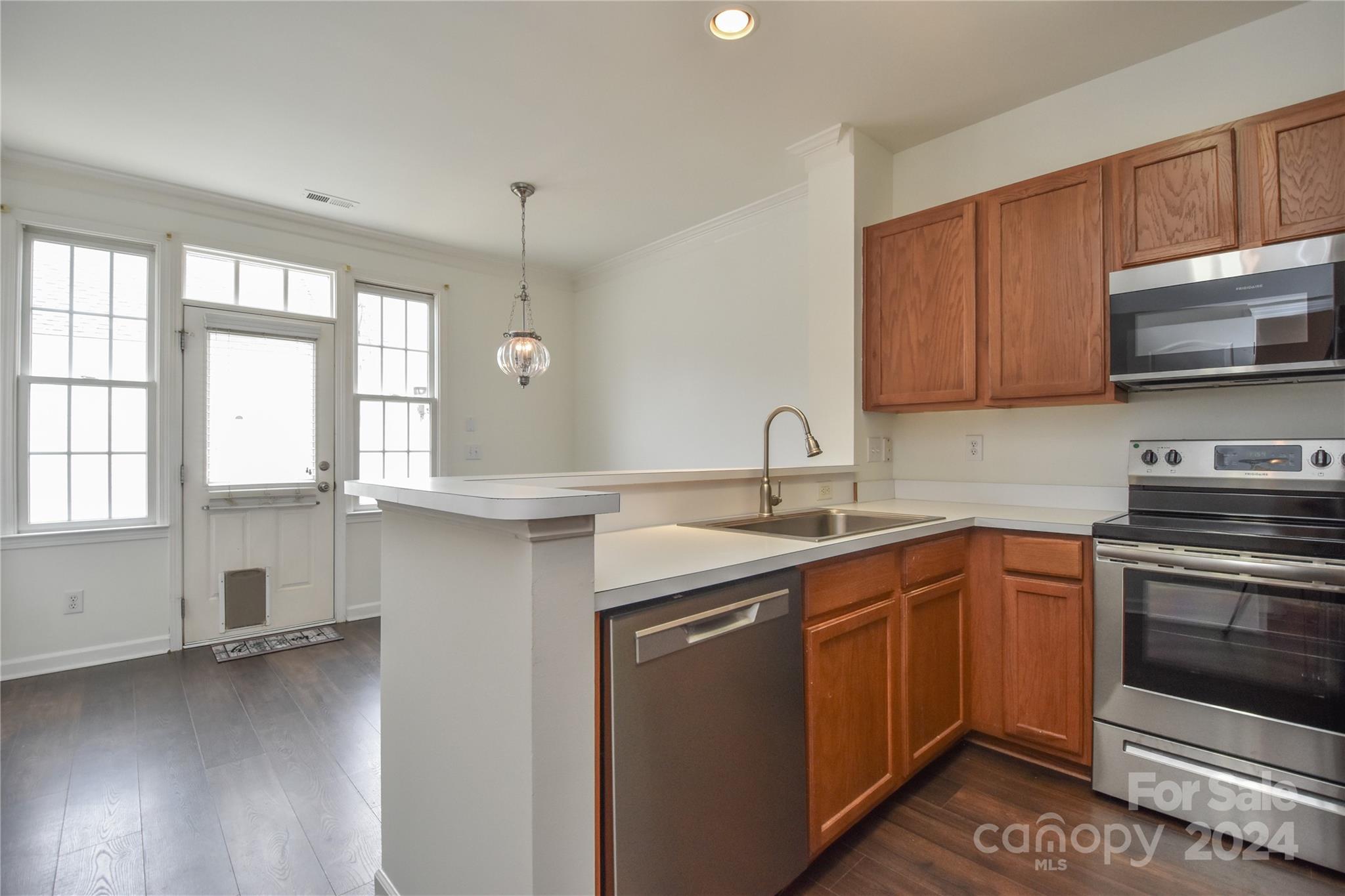 Davidson Gateway Townhomes - Residential