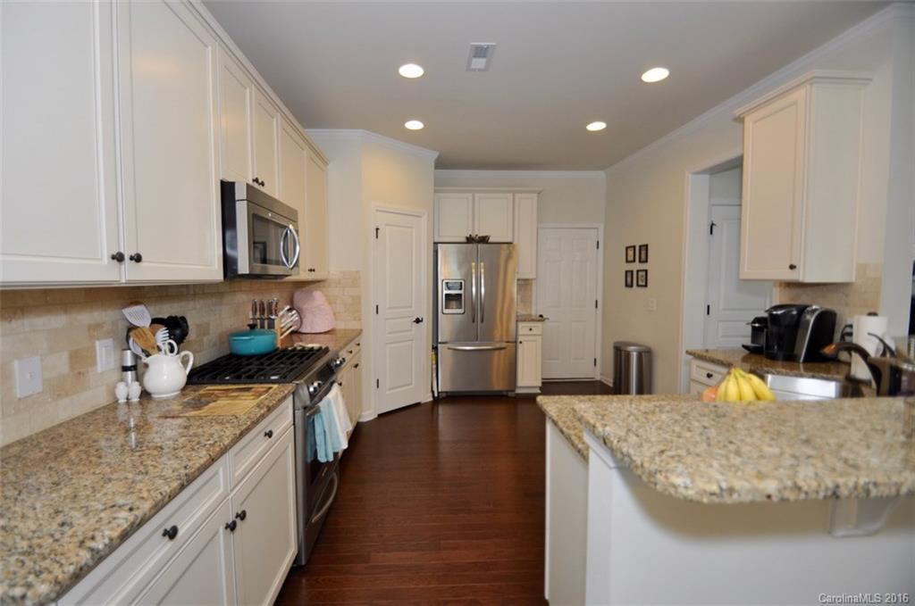 Park South Station - Residential