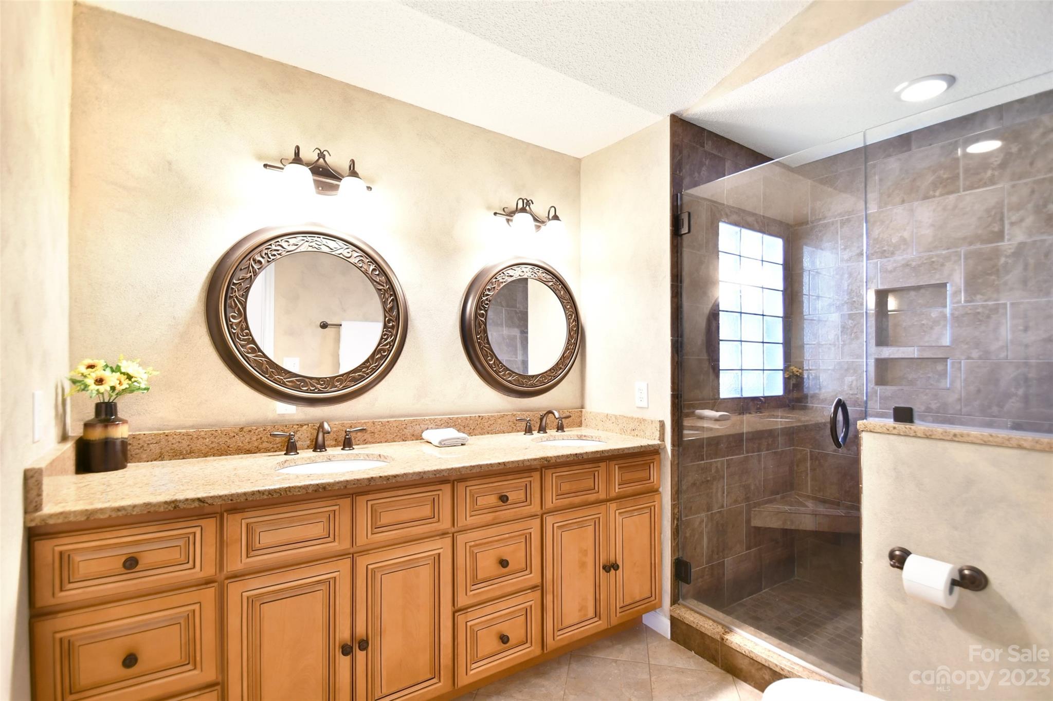 Wiltshire Manor - Residential