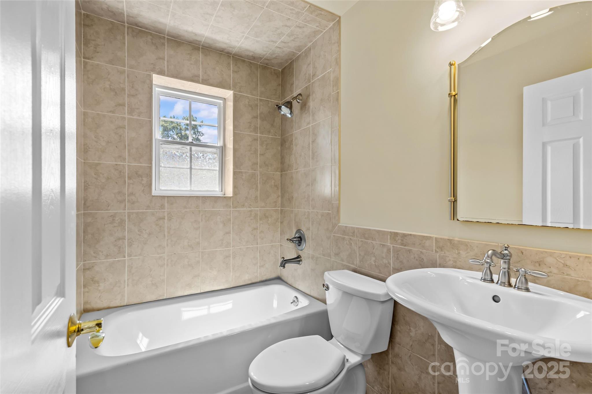 Chantilly - Residential Income