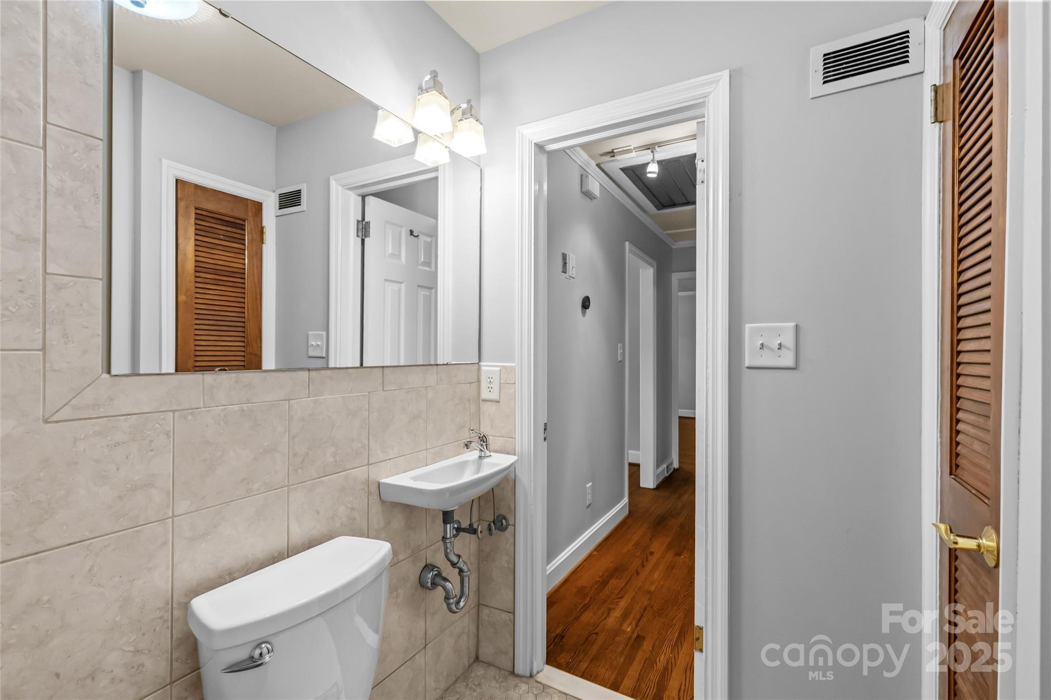 Chantilly - Residential Income