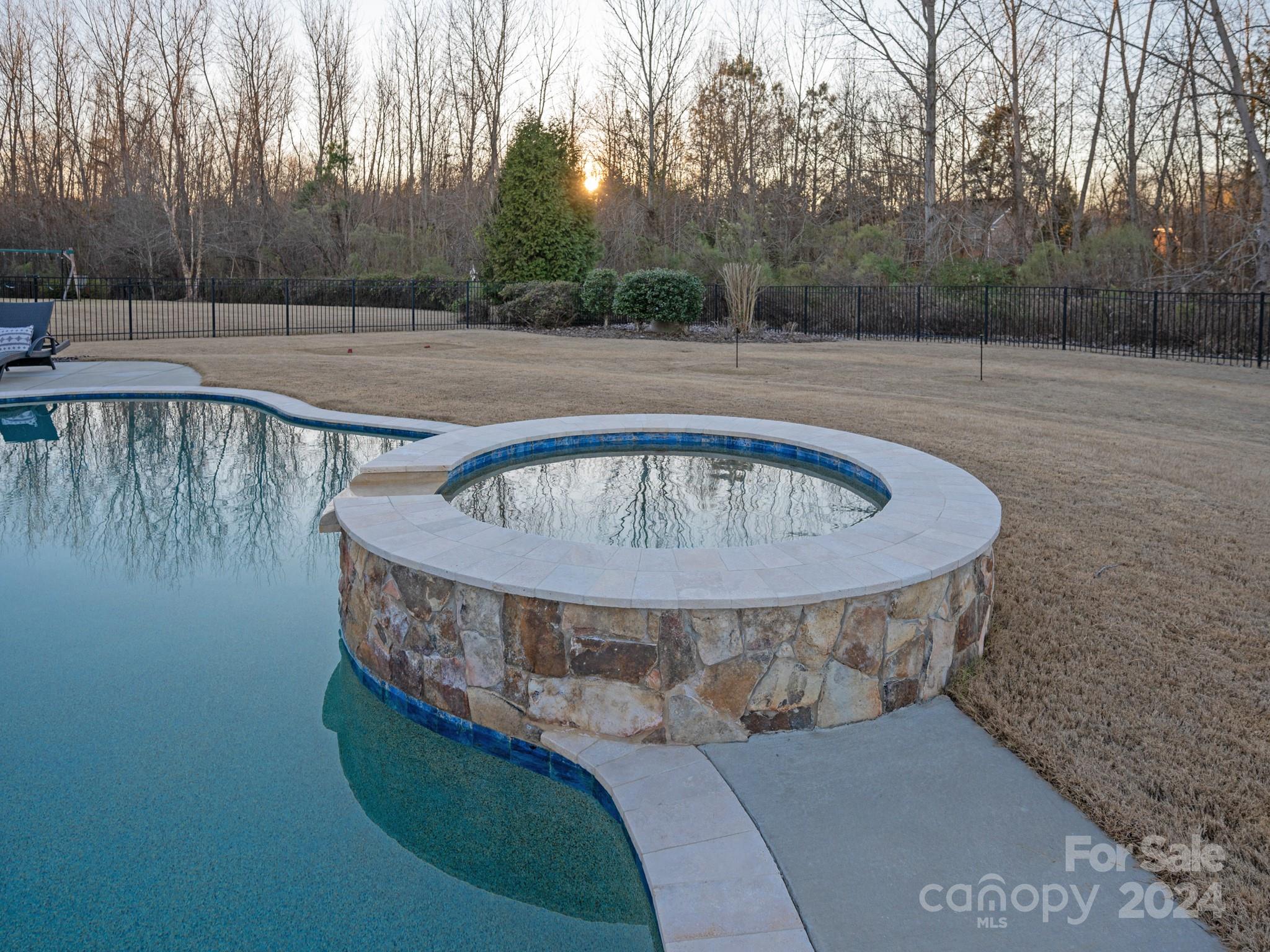 The Chimneys of Marvin - Residential