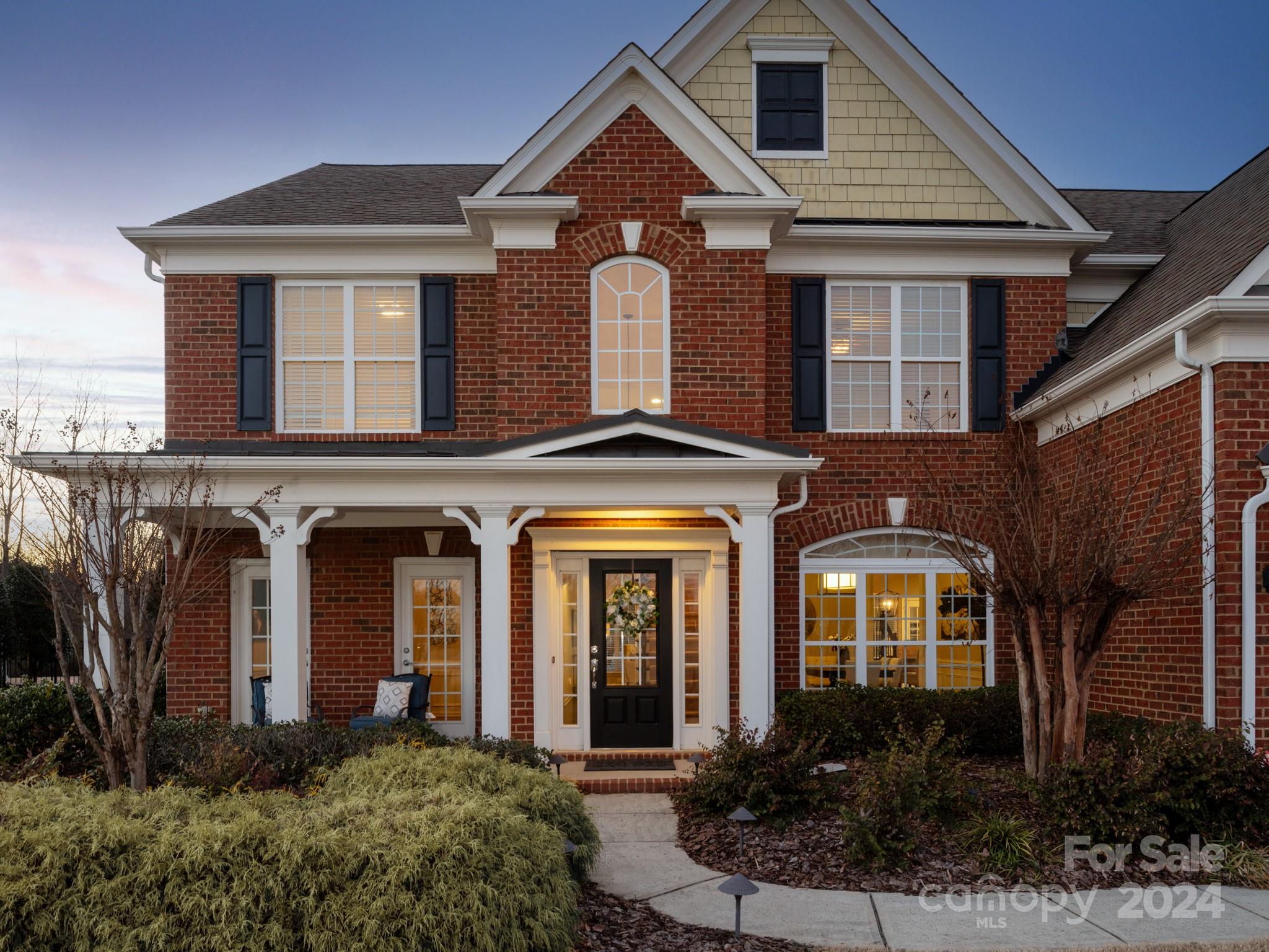 The Chimneys of Marvin - Residential