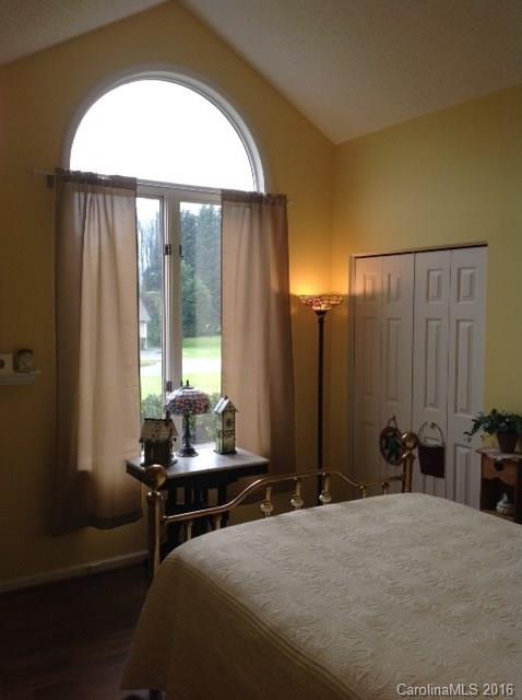 Sandy Pines - Residential