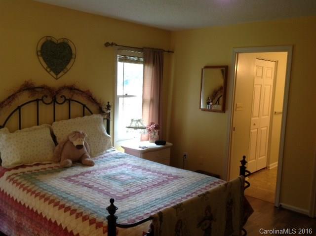 Sandy Pines - Residential