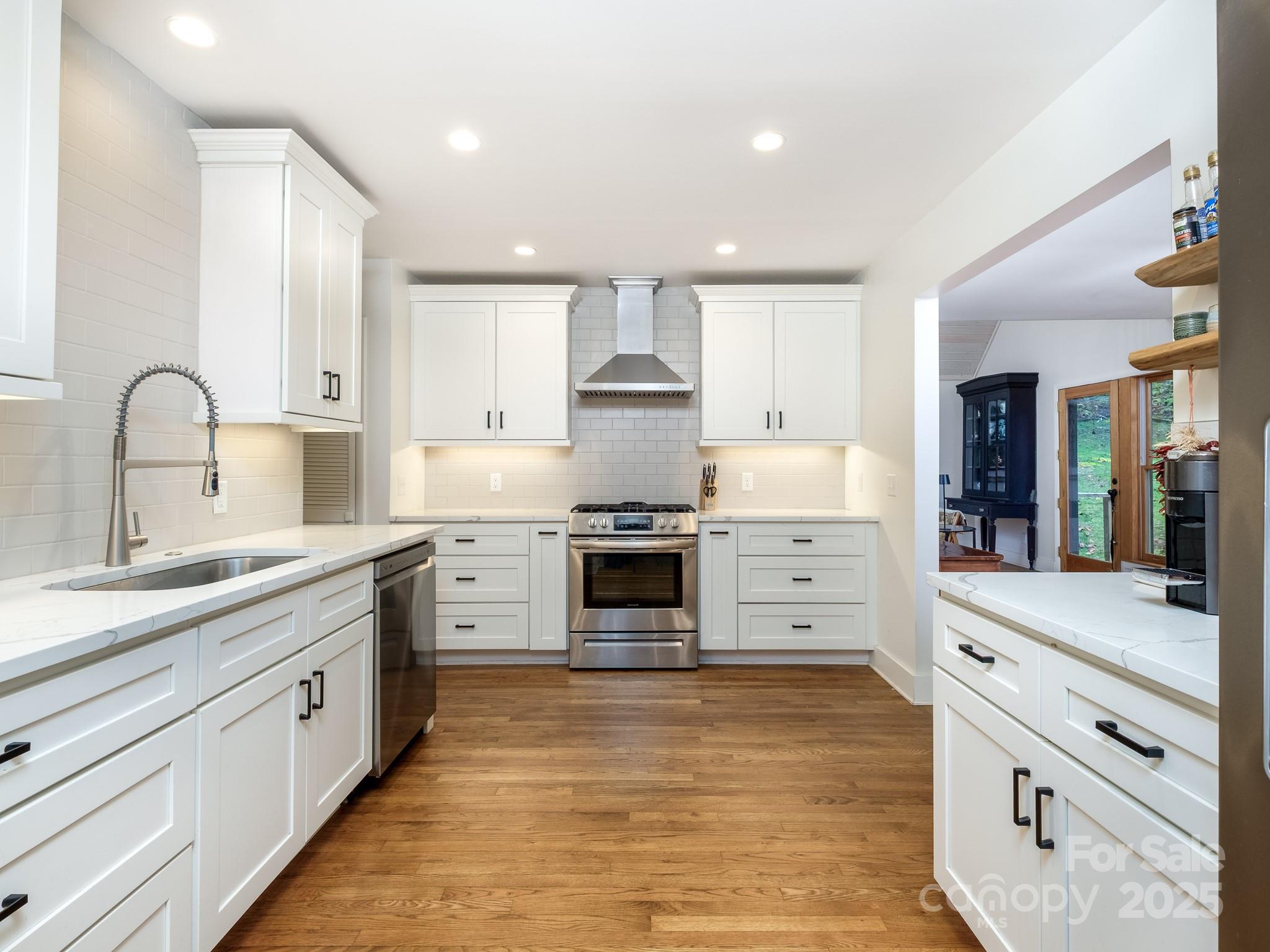 Connestee Falls - Residential