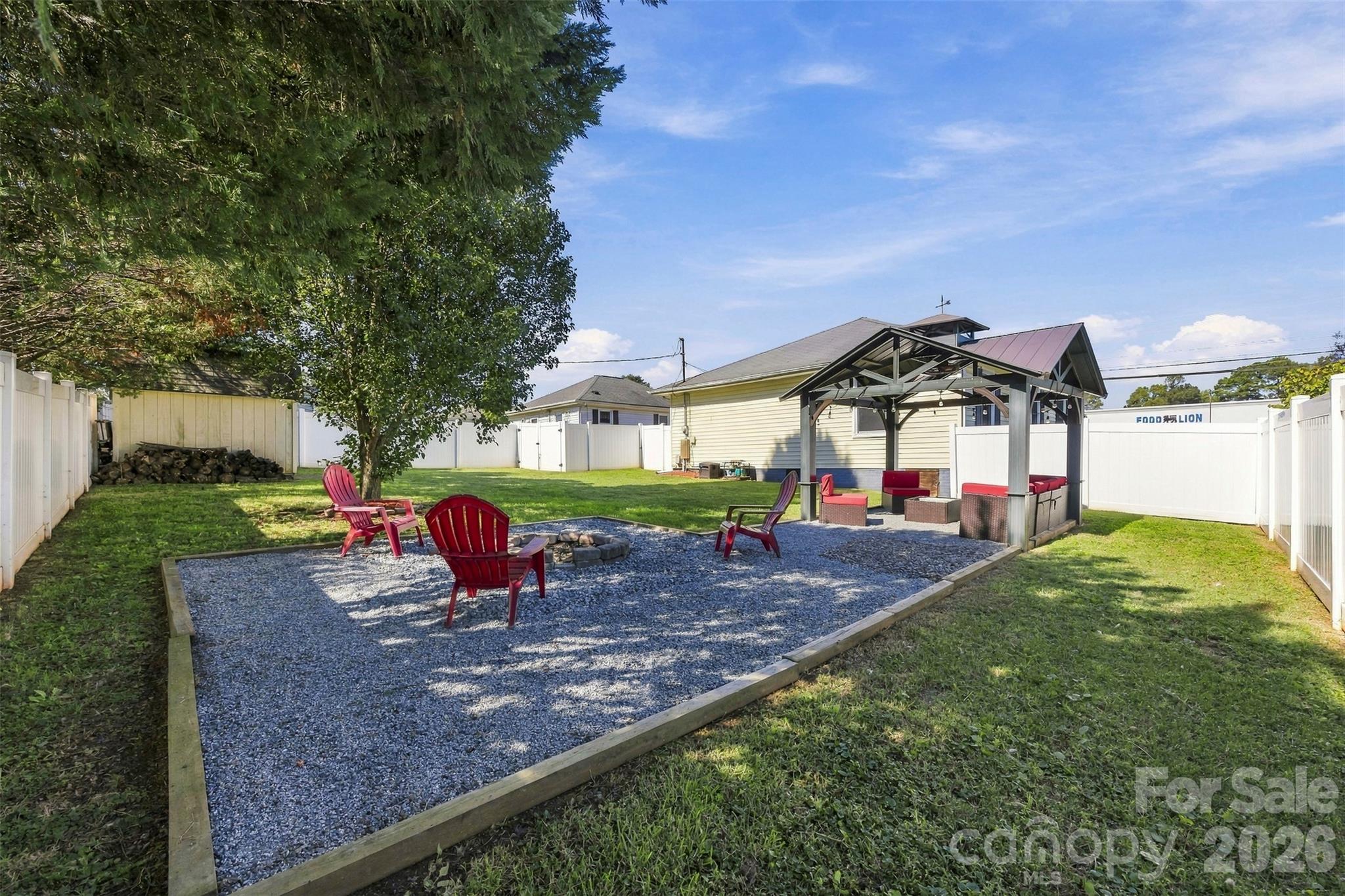 1501 Perfection Avenue