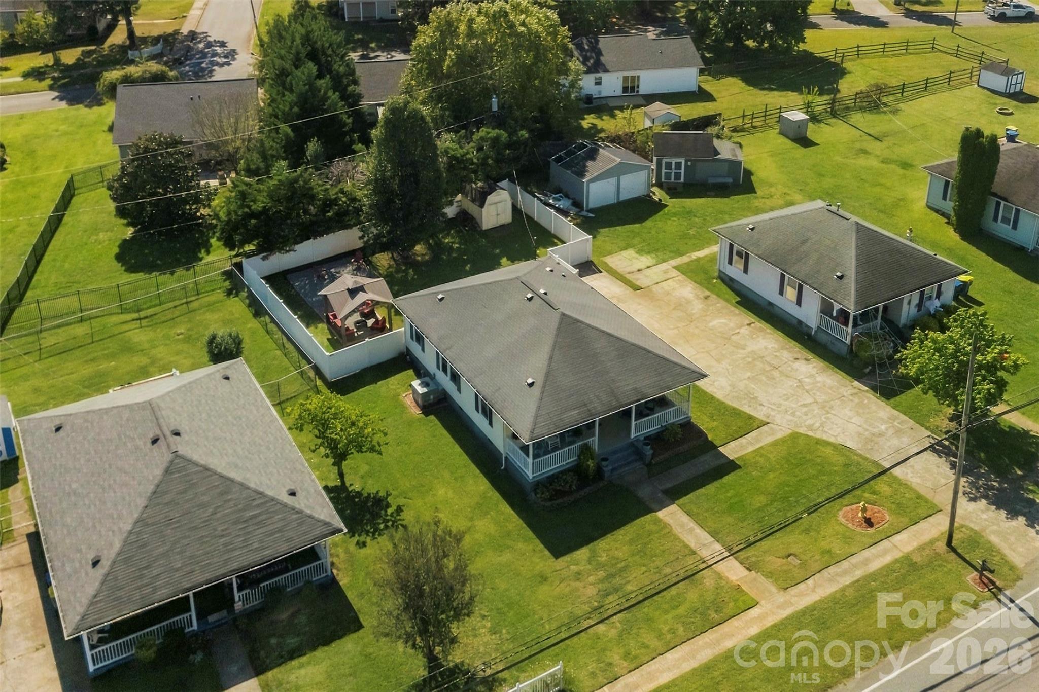 1501 Perfection Avenue