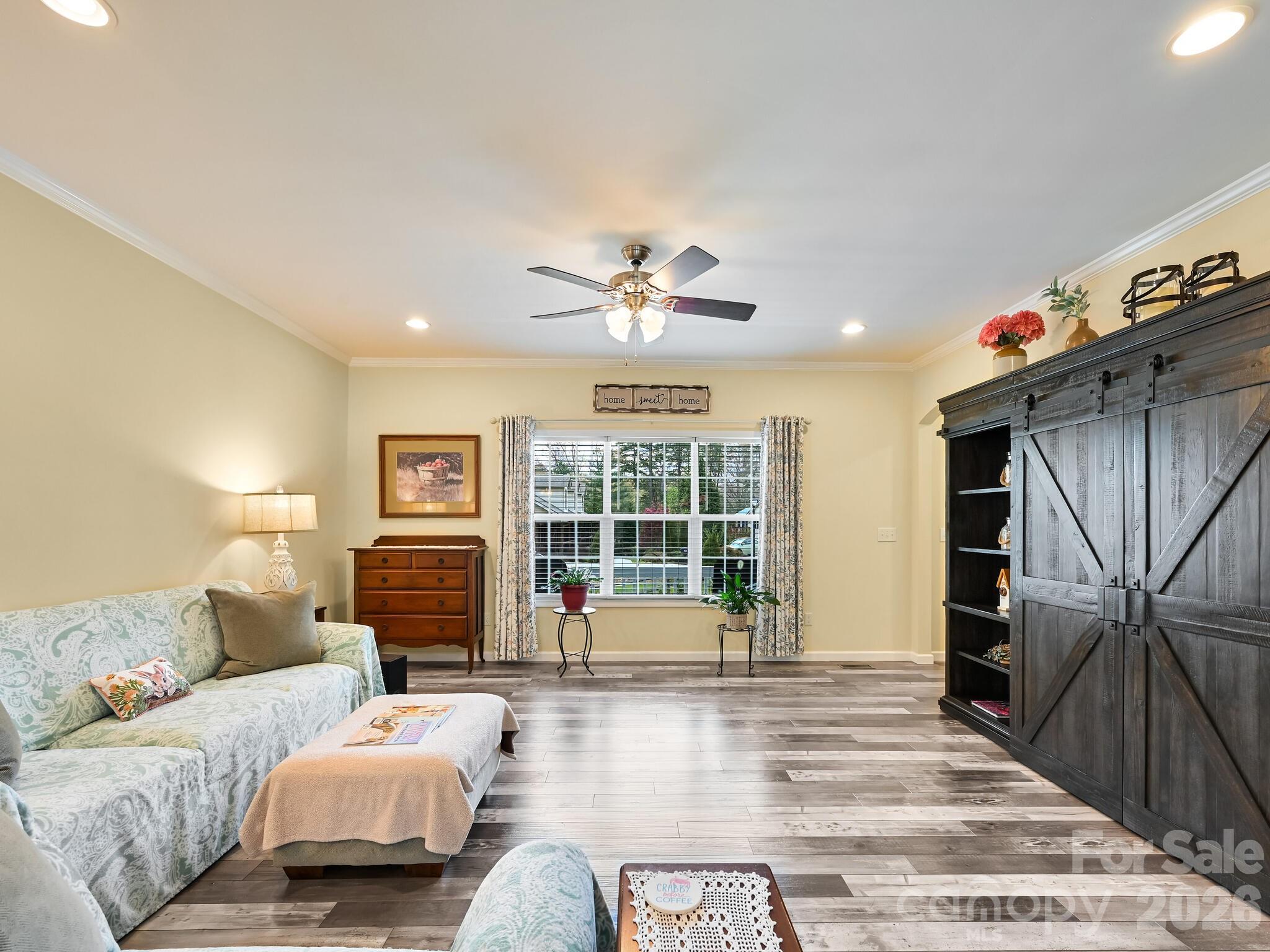 Sunset Ridge - Residential