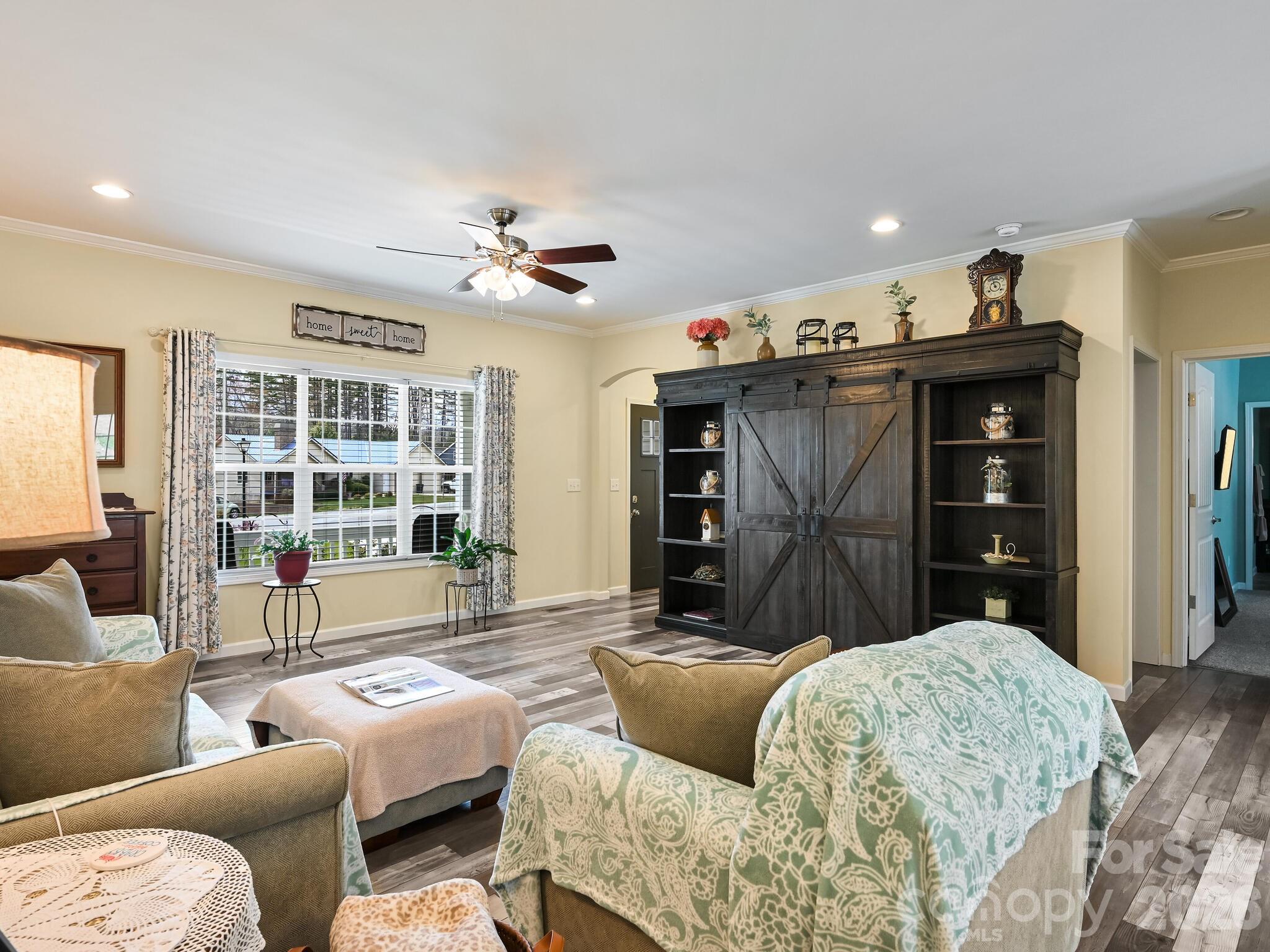 Sunset Ridge - Residential