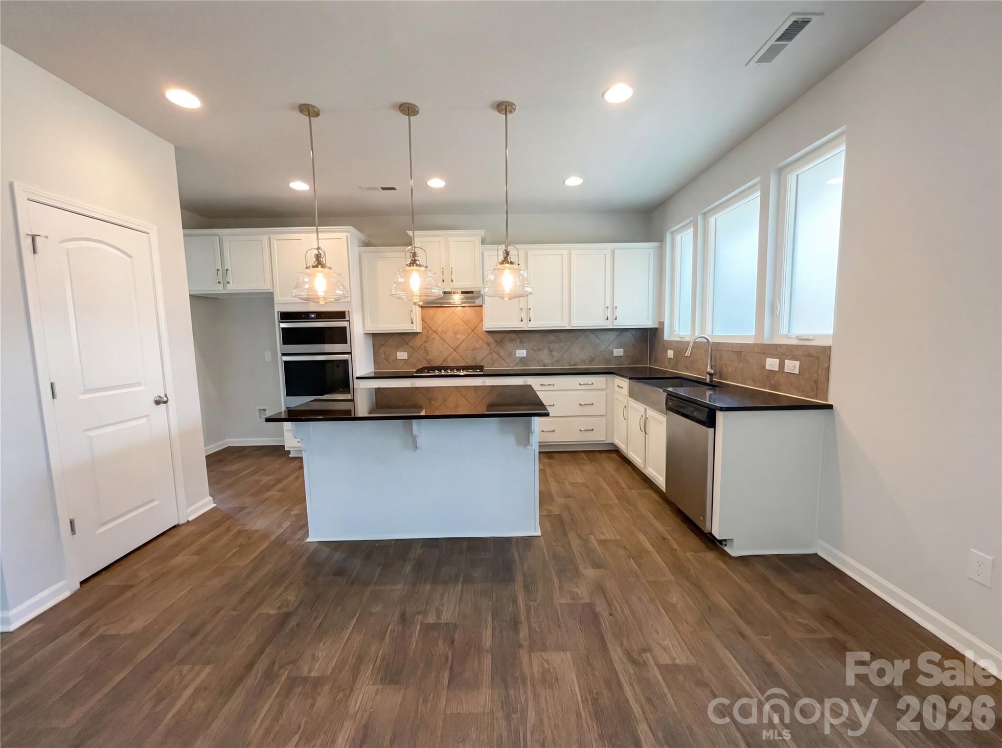 2693 Watergarden Street