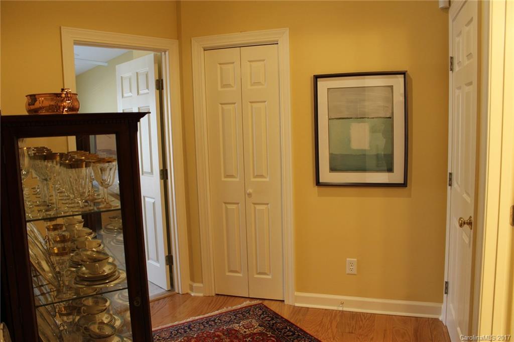 Straus Park - Residential