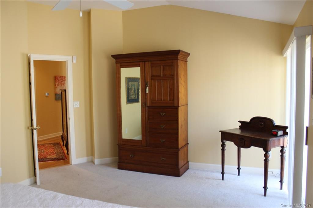 Straus Park - Residential