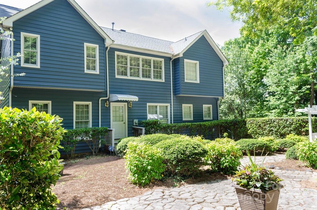 6620 Amos Smith Road